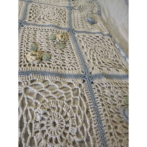 Handmade Crochet Wool Throw Blanket 47x57 3D Floral Squares Blue Border Cottage - Picture 12 of 16